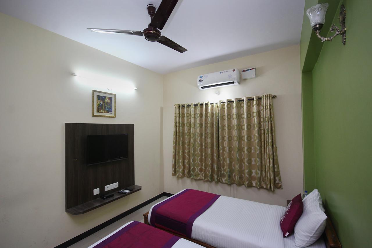 Oyo 2916 Apartment Queens Castle Bangalore Extérieur photo